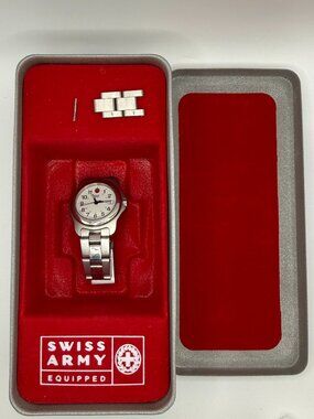 Victorinox Swiss Army Officer’s Watch – Vintage - Original Packaging